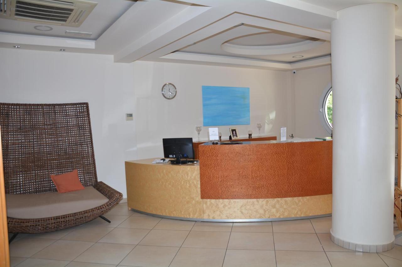 Poseidon Hotel Paralia  المظهر الخارجي الصورة